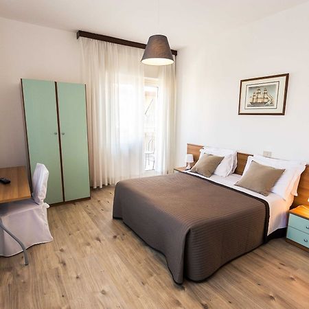 Hotel Antagos Монтесильвано Экстерьер фото