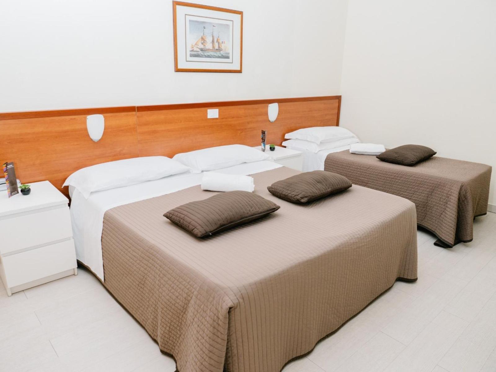 Hotel Antagos Монтесильвано Экстерьер фото